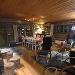 Hillavilla In The Shore Of