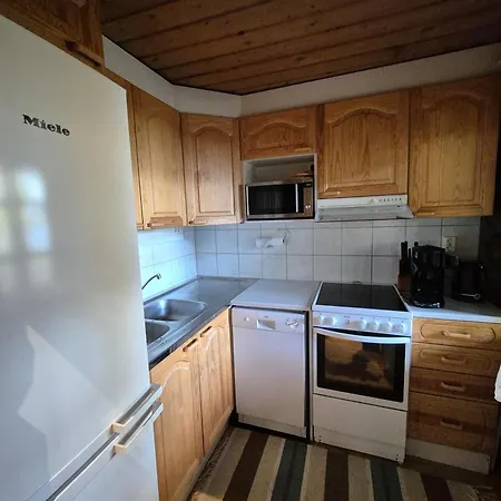 Hillavilla In The Shore Of *