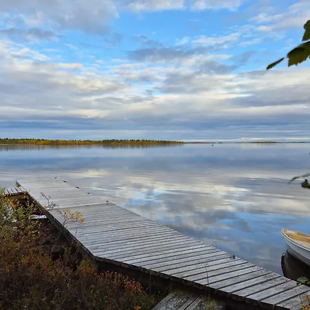 Lomamökit Hillavilla In The Shore Of Inari