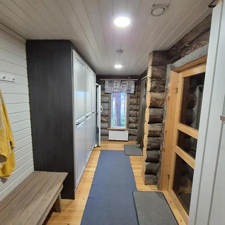 Hillavilla In The Shore Of