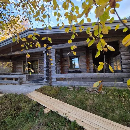 Hillavilla In The Shore Of Inari