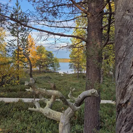 Hillavilla In The Shore Of Lomamökit *