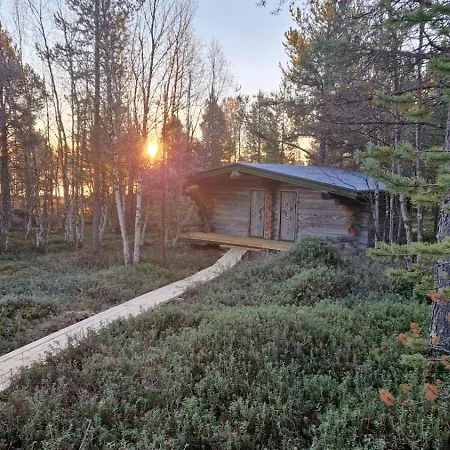 Hillavilla In The Shore Of *