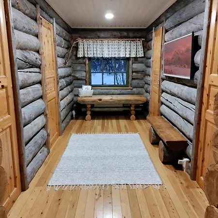 Hillavilla In The Shore Of Inari