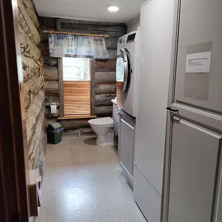 Hillavilla In The Shore Of Lomamökit Inari